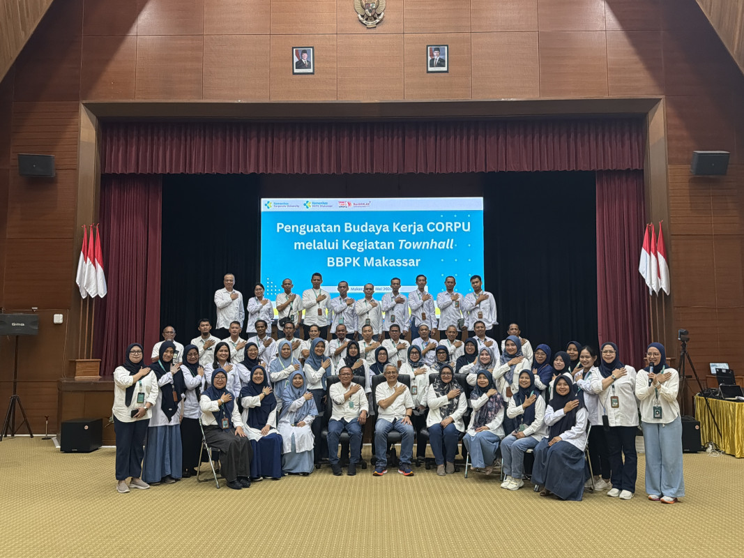 Secretary General of the Ministry of Health Promotes HR Strengthening and Inter-Unit Collaboration during the CorpU Work Culture Townhall at the Kemenkes Corporate University Campus, Makassar